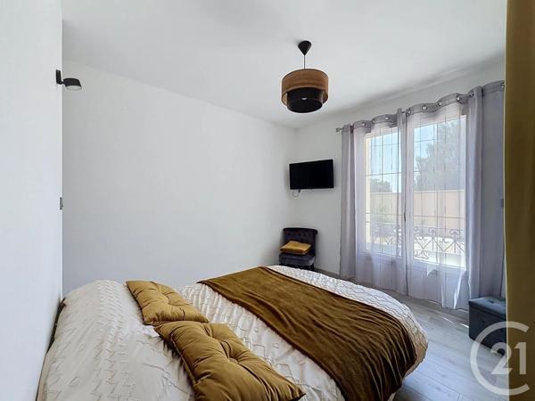 Maison à vendre  6 pièces - 265 m 2   CHARTRES  - 28