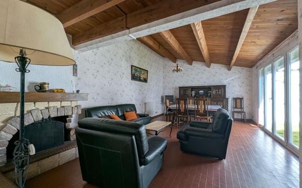 Maison à vendre    4 pièces •  Les Mathes