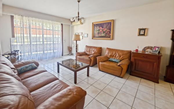 Appartement à vendre    3 pièces • 94 m2 Nice