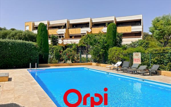 Appartement à vendre    3 pièces •  Bandol