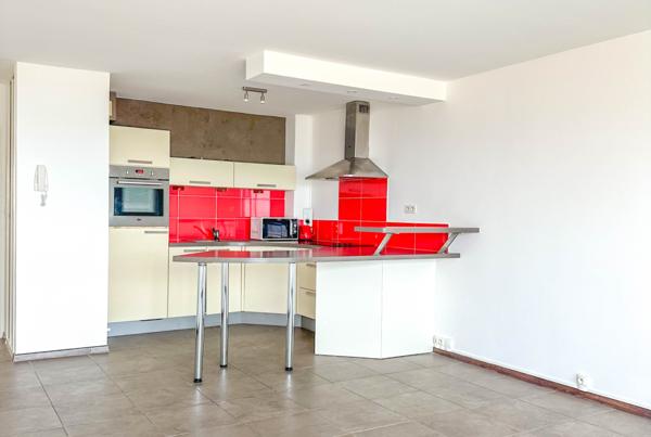 MADRAGUE – Appartement T2 face mer