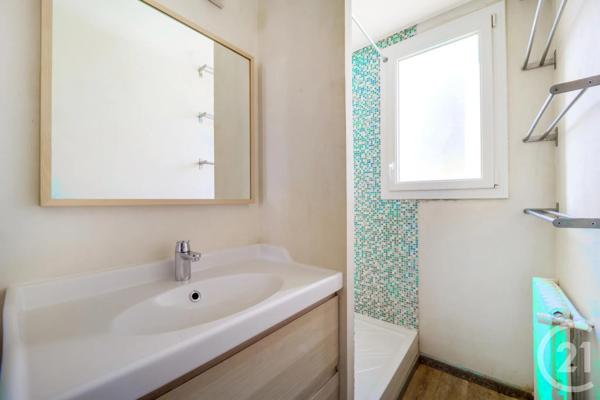 Appartement F3 à vendre  3 pièces - 50,10 m 2   VANVES  - 92