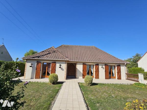 pavillon de plain-pied sur  sous-sol complet