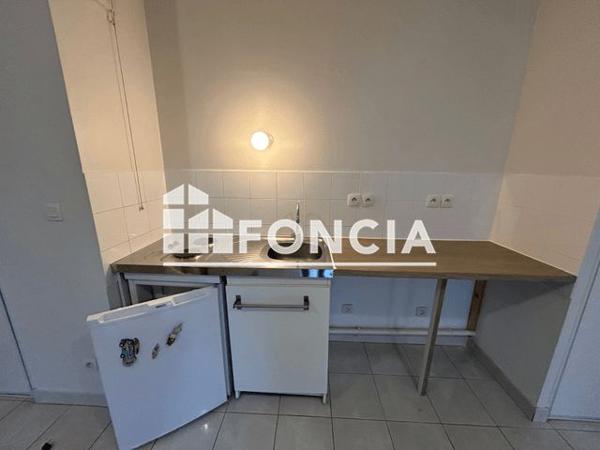 Location Appartement 2 pièces 38.04 m² - 251 BIS RUE MARCEL MERIEUX Lyon 69007