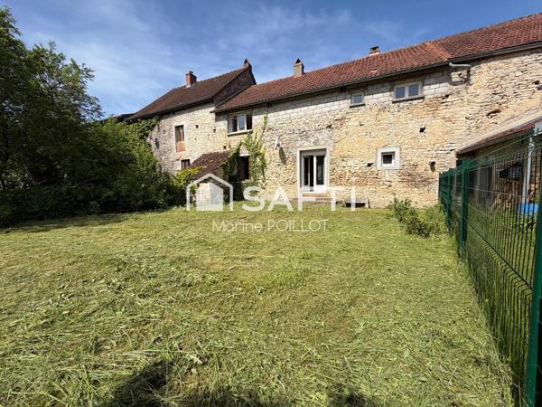 VALLEE DE L'OUCHE, MAISON DE VILLAGE AVEC JARDIN 10 MINUTES BLIGNY SUR OUCHE, 35 MINUTES DIJON 30 MINUTES BEAUNE