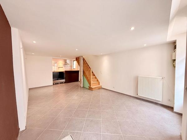Maison de ville a Joigny 4 pièce(s) 82 m2