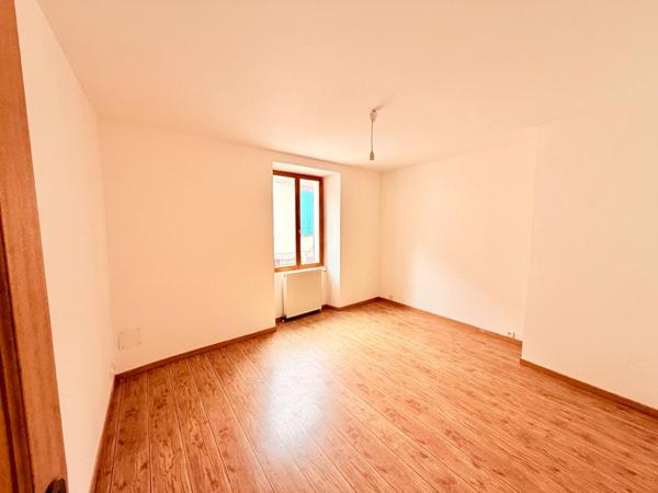 Maison de ville a Joigny 4 pièce(s) 82 m2