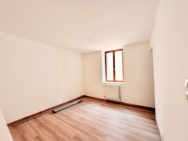 Maison de ville a Joigny 4 pièce(s) 82 m2