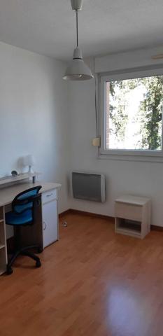 T2 loue meuble + parking