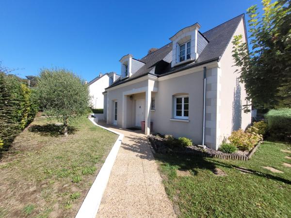 À vendre - Maison traditionnelle, 6 pièces située à Tours (37100)