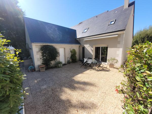 À vendre - Maison traditionnelle, 6 pièces située à Tours (37100)