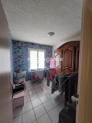 Maison à Gisors, 27140 - 7 pièces 150m²