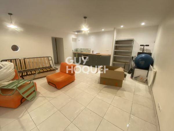 Maison à louer de 5 pièces de 231 m² à 1500€ HC