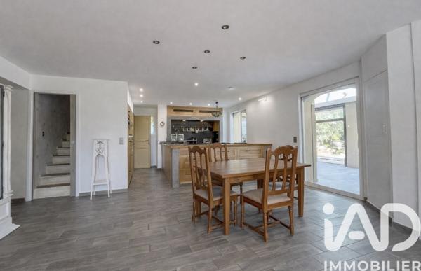 Maison à vendre 9 pièces 245 m² Cogolin