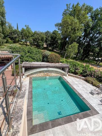 Maison à vendre 9 pièces 245 m² Cogolin