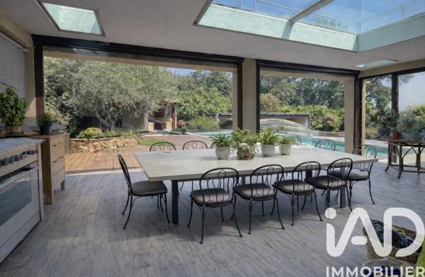 Maison à vendre 9 pièces 245 m² Cogolin