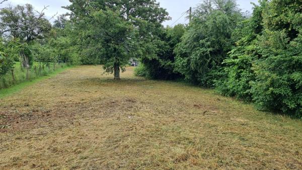 Terrain a batir 1354 m² Le Vernet secteur calme et résidentiel