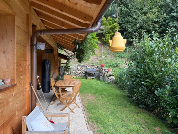 A vendre- Chalet d'exception tout en bois avec vue panoramique sur la chaîne Aravis