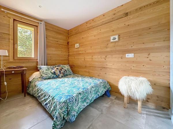 A vendre- Chalet d'exception tout en bois avec vue panoramique sur la chaîne Aravis