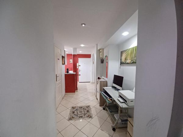 Appartement 65M2 -2chambres-cave -parking