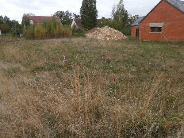 TERRAIN A BATIR778 M2 VIABILISER ET SECURISER Bourges (18000)