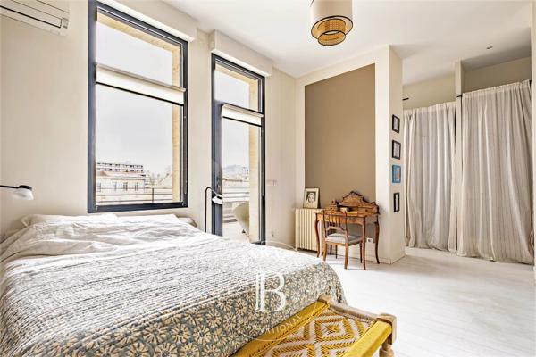 Bordeaux, Maison de ville 6 Chambres -  300 m² à vendre