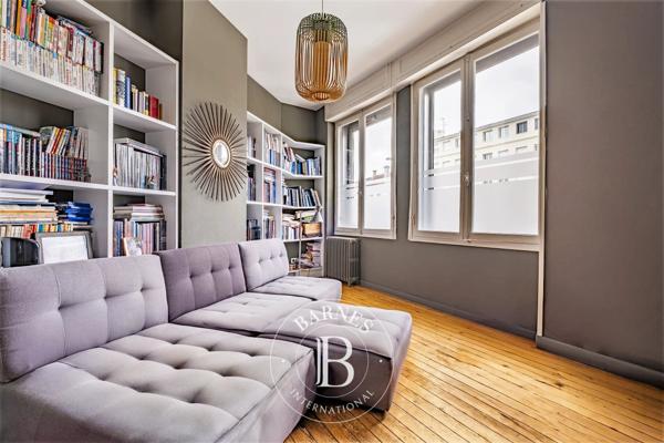 Bordeaux, Maison de ville 6 Chambres -  300 m² à vendre