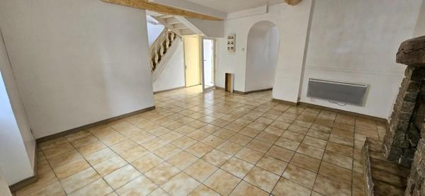 Immobilier La Roche-Jaudy (22450) – Maison de village 112.6m2 – 123 000 €