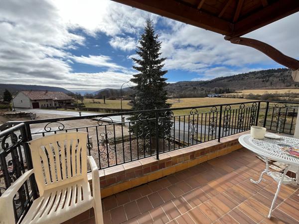 Maison plateau d 'Hauteville Thézillieu