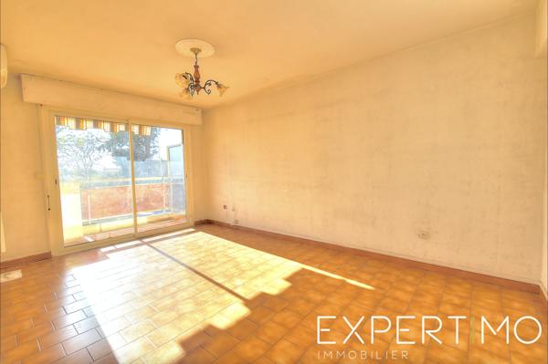 Cagnes-sur-Mer (06800) CAGNES-SUR-MER, 2/3 pièces à renover, parking, cave saine de 33m2