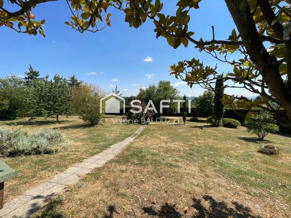 CHATEAU THIERRY , toutes commodités sur place