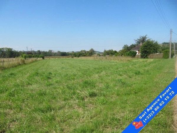 Terrain 2156m² à vendre à Cézy 89410