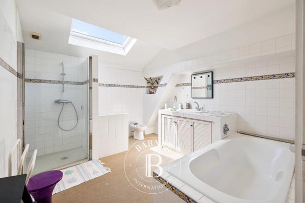 Bayonne, Maison 5 Chambres -  460 m² à vendre