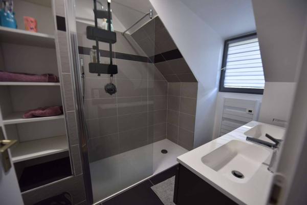 Maison à louer - Saint-Jorioz 4 pièces de 88 m²