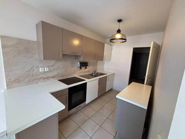 Appartement à louer - Saint-Jorioz 4 pièces de 81.89 m²