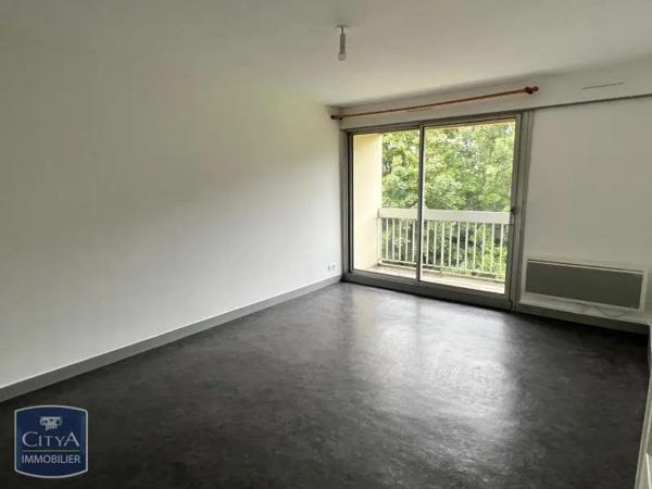 Appartement à louer 2 pièces 53.38m² Bony (02100)