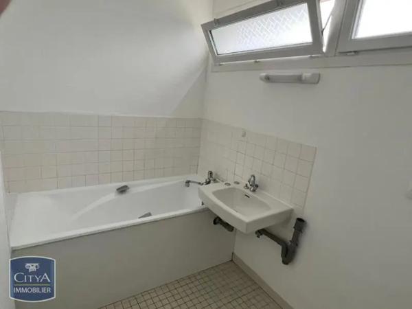 Appartement à louer 2 pièces 53.38m² Bony (02100)