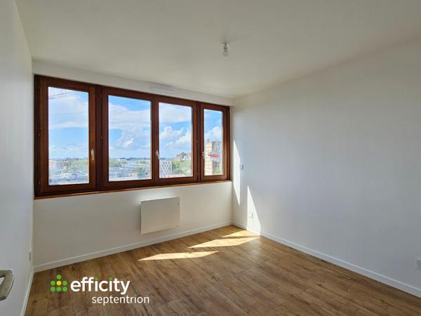 Appartement
         3 pièces
        - 79 m² Exclusivité 225 000 € *