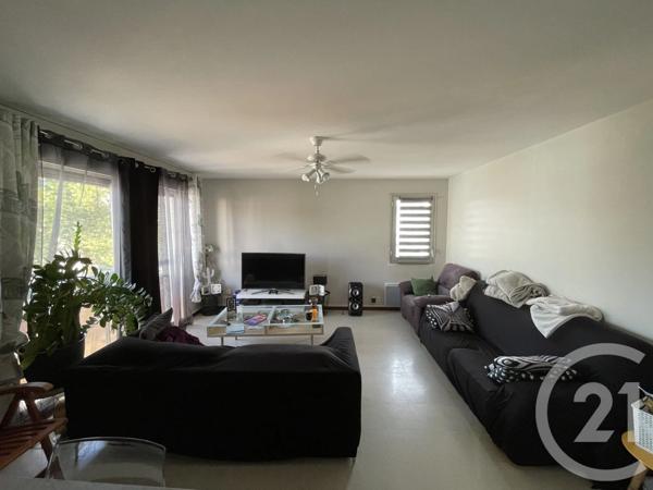 Immeuble à vendre  1289 m 2   ST PAUL LES DAX  - 40