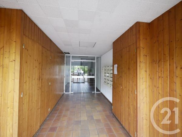 Immeuble à vendre  1289 m 2   ST PAUL LES DAX  - 40