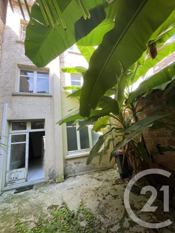 Immeuble à vendre  1289 m 2   ST PAUL LES DAX  - 40