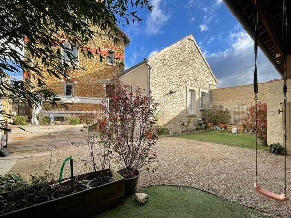 Maison à vendre |  Bouafle |  11 pièces | 308 m²