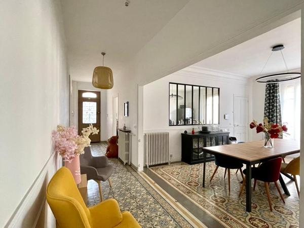 Maison à vendre |  Bouafle |  11 pièces | 308 m²
