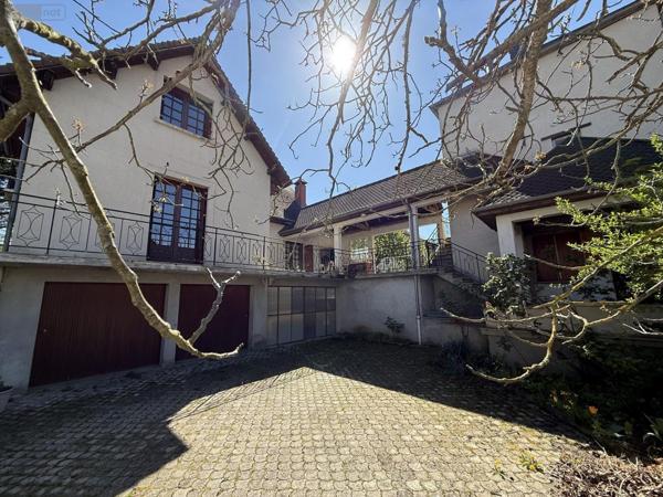Maison à vendre à Brugheas dans l'Allier (03700), ref : 2025/931-03020