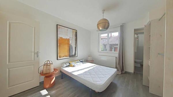 F3 MEUBLE TRAVERSANT