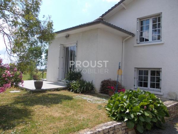 a saisir à bessines belle maison en parfait état.