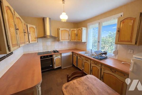 PLOUZANÉ - Maison 117m² - 4 ch - s-sol - terrain 536m²