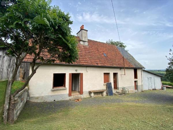 Maison à vendre à Saint-Illide dans le Cantal (15310), ref : 15061-1058070