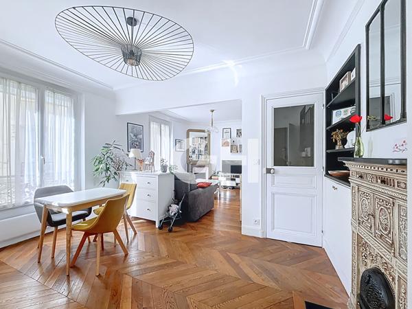 Très bel appartement T2/T3 - Haussmannien - Quartier Faidherbe/Charonne/Rue des Boulets