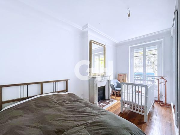 Très bel appartement T2/T3 - Haussmannien - Quartier Faidherbe/Charonne/Rue des Boulets